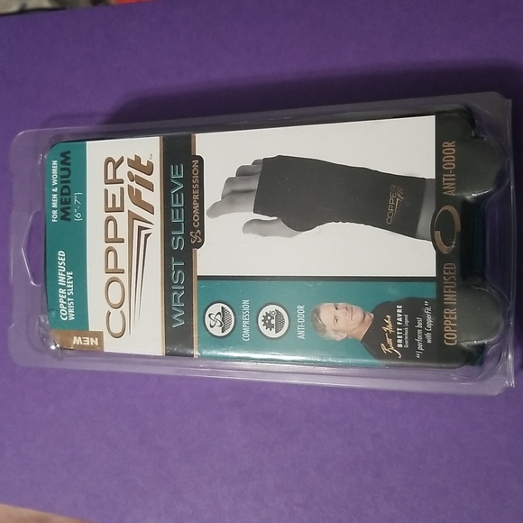 Copper Fit Other Copper Fit Wrist Sleeve Compression Unisex Left Or